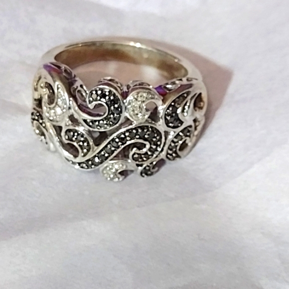 DIAMONDS--Black and White Diamonds set in .925 - Picture 8 of 10